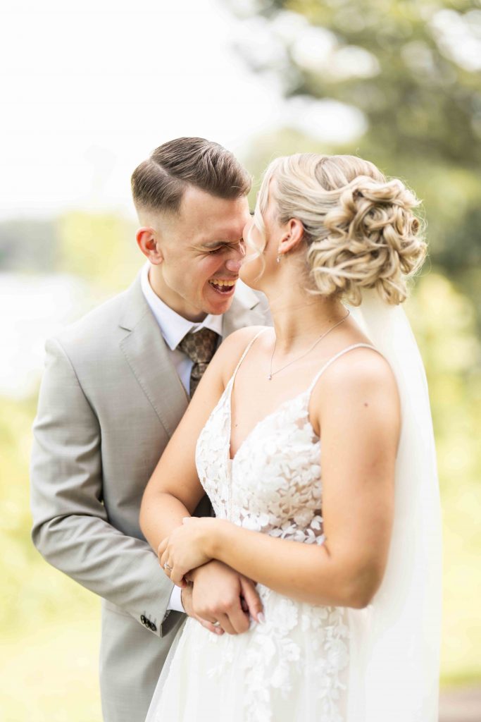 Eine Hochzeit<br>am<br>See 5 Eine Hochzeit<br>am<br>See 5